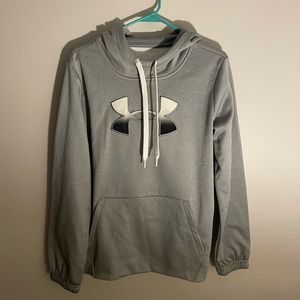 Gray under Armor sweatshirt, children’s SM
